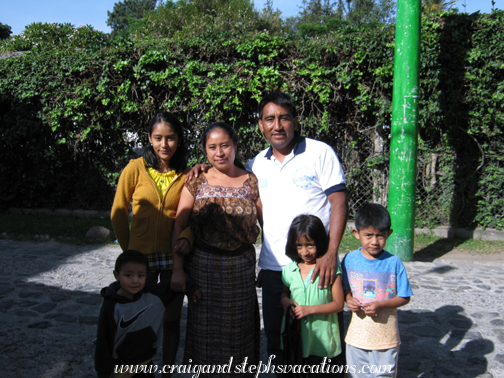 Eddy, Vanesa, Paulina, Humberto, Aracely, and Josue