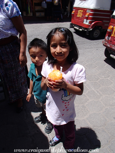 Aracely and Eddy get a granizada on Santander Aracely and Eddy get a granizada on Santander