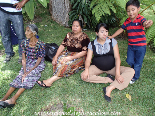Abuela, Prisceda, Blanca, and David Abuela, Prisceda, Blanca, and David