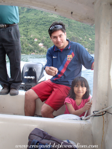 Pablo and Aracely on the lancha back to Pana Pablo and Aracely on the lancha back to Pana