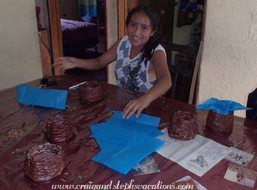 Yasmin constructs her party centerpieces Yasmin constructs her party centerpieces