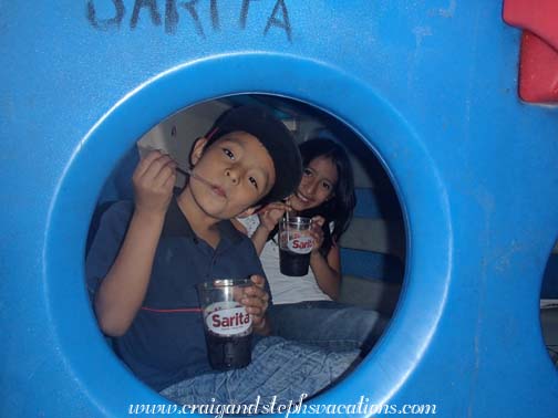 Eddy and Aracely playing at Sarita Eddy and Aracely playing at Sarita