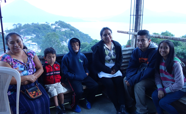 Paulina, Ian Ivan, Eddy, Paola, Cristian, and Aracely