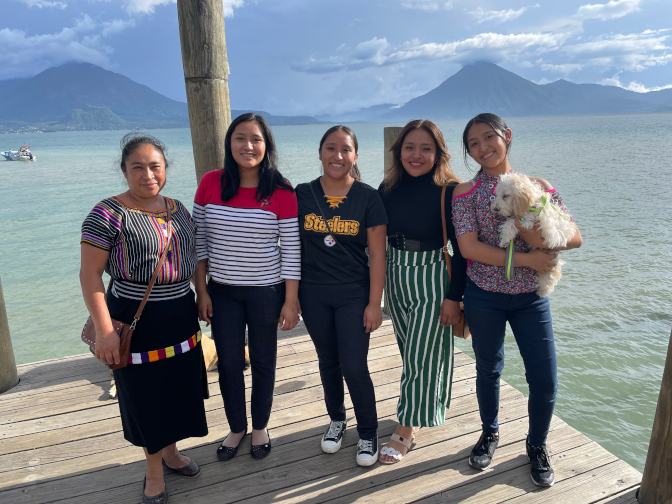 Paulina, Yoselin, Yasmin, Paola, Aracely, and Octavio