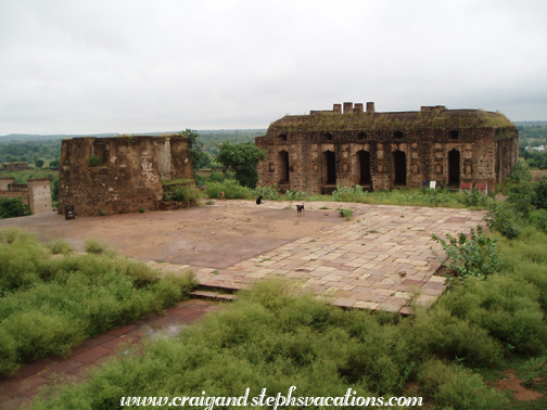 Stables, Jahangir Mahal