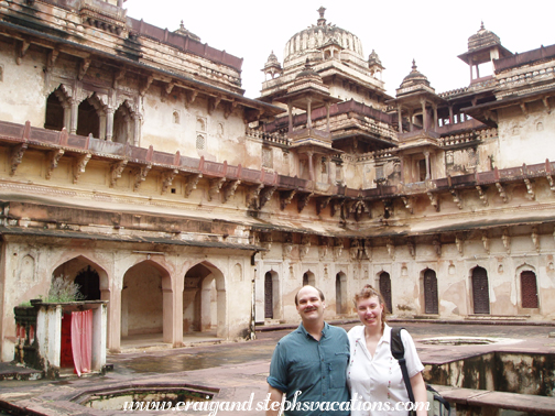 Jahangir Mahal Courtyard
