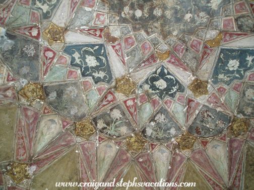 Muqarnas, Chini Ka Rauza