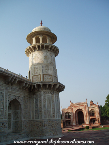 Itimad-ud-Duala (Baby Taj)