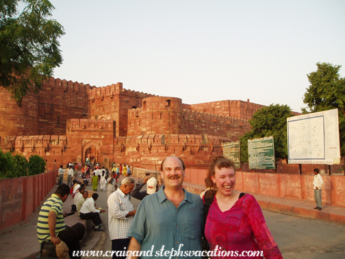 Leaving Agra Fort Leaving Agra Fort