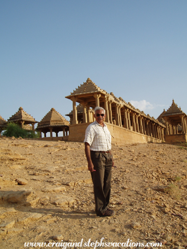 Mukul, Bada Bagh Cenotaphs
