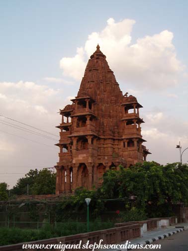 Cenotaph, Mandore Gardens