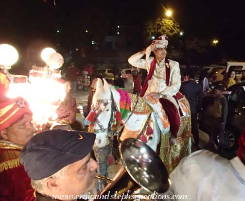 The groom arrives on a white mare
