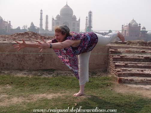 Warrior III in front of the Taj Mahal