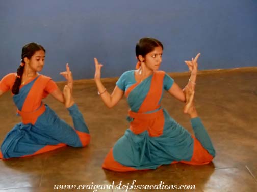 Mohiniyaattam class Mohiniyaattam class