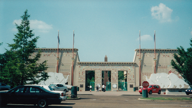 Entrance to the Memphis Zoo Entrance to the Memphis Zoo