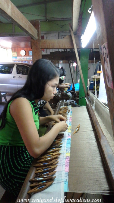 Weaver, Shwe Sin Tai Silkwear