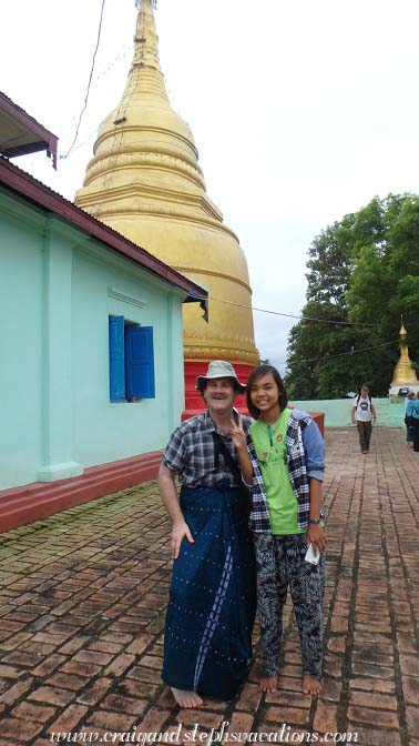 Craig and a new friend at Kanee monastery