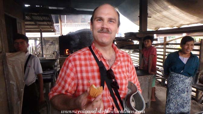 Fresh bread at the bakery, Kyi Taung Village