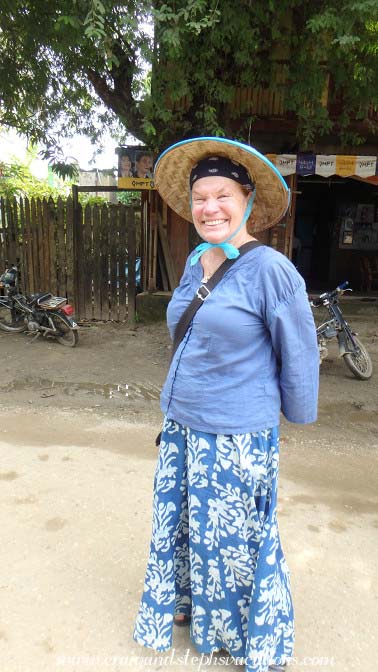 Toni models her new hat