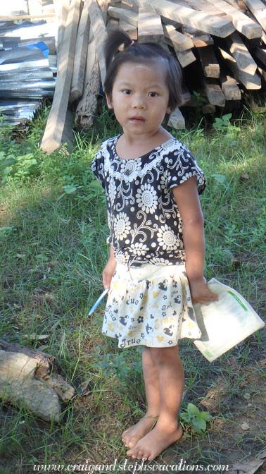 Little girl, Sa Pa Kyi Village