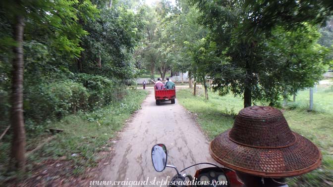 Riding in our tuk-tuk caravan to Maw Laik golf course Riding in our tuk-tuk caravan to Maw Laik golf course