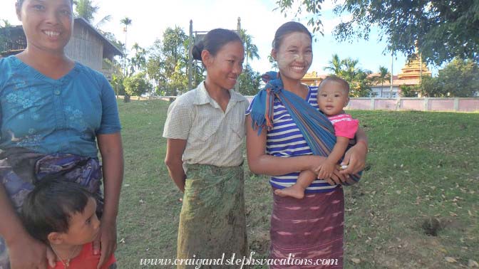 Tha Phan Seit villagers