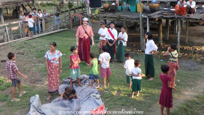 Tha Phan Seit Village