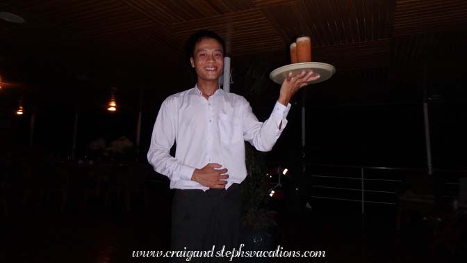 Htet serves Mai Tais