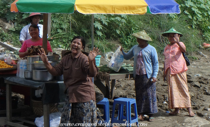 Local vendors greet our boat