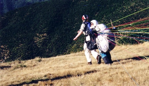 Steph and Andrea preparing to take off