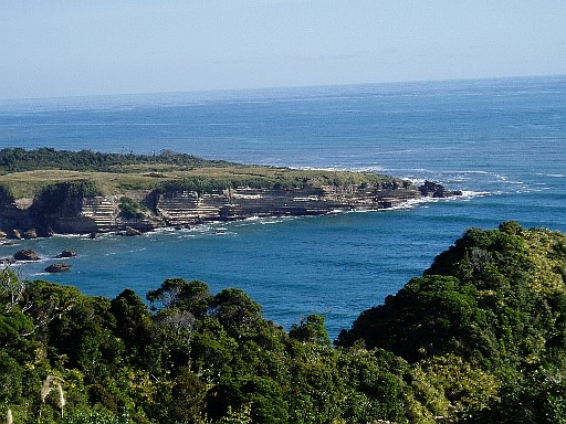 Approaching Punakaiki Approaching Punakaiki