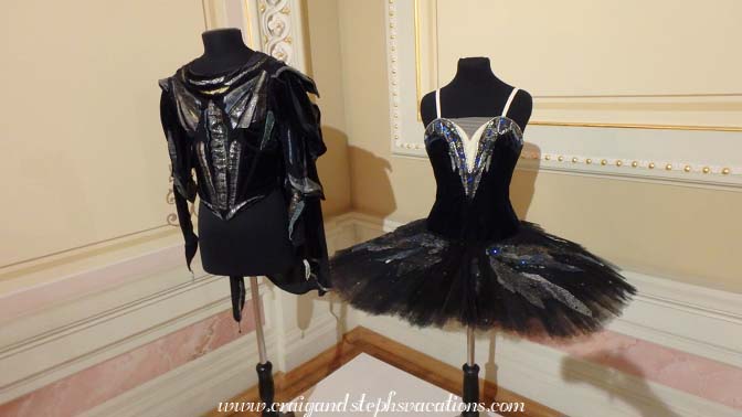 Bolshoi Ballet Swan Lake costumes Bolshoi Ballet Swan Lake costumes