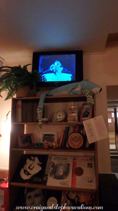 Soviet cartoons and LP's, Kvartirka Soviet Cafe Soviet cartoons and LP's, Kvartirka Soviet Cafe