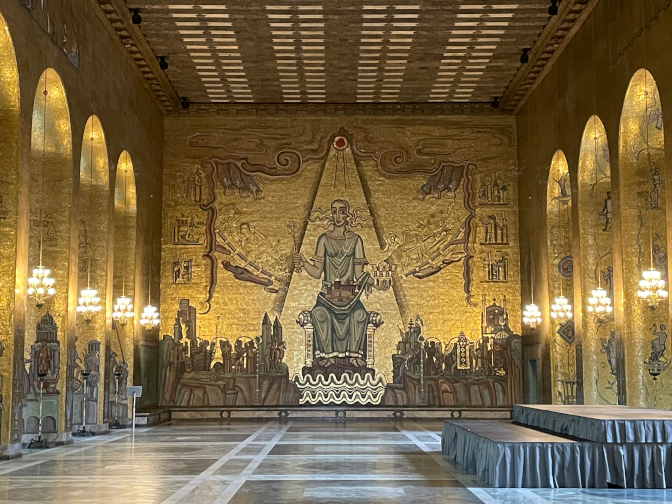 Queen of the M&auml;laren, Golden Hall, Stockholm City Hall